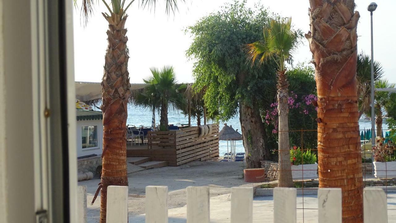 Seaside Cabin Εξαμίλιο Εξωτερικό φωτογραφία