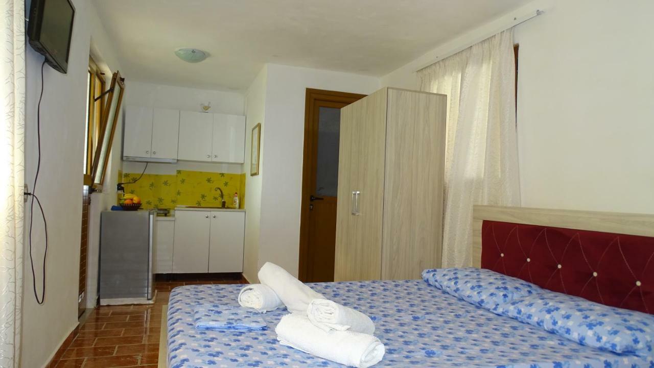 Seaside Cabin Ksamil Aparthotel Εξωτερικό φωτογραφία